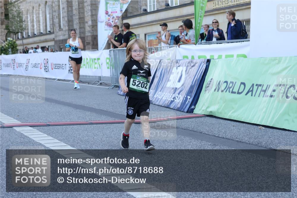07.09.2025 - BARMER Alsterlauf Strokosch-Dieckow http://msf.ph/oto/8718688 07.09.2025 12:20:00 Ziel  meine-sportfotos.de