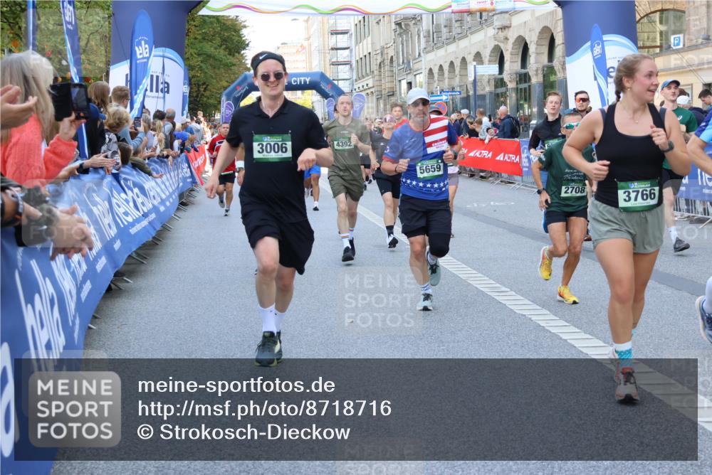 07.09.2025 - BARMER Alsterlauf Strokosch-Dieckow http://msf.ph/oto/8718716 07.09.2025 10:04:26 Ziel 2021, 2169, 2280, 2333, 2436, 2515, 2551, 2643, 2831, 2945, 3172, 3173, 3245, 3261, 3507, 3850, 3938, 3954, 4073, 4251, 4347, 4648, 4666, 4728, 4730, 4733, 4910, 4929, 5379, 5521, 5577, 5578, 5612, 5684, 5844, 6214, 6259, 6265, 6336, 8019, 8027, 8206, 8243, 8444 meine-sportfotos.de