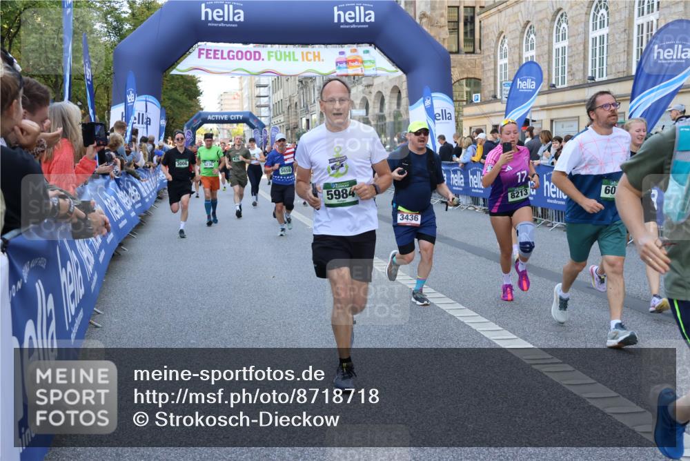 07.09.2025 - BARMER Alsterlauf Strokosch-Dieckow http://msf.ph/oto/8718718 07.09.2025 10:04:25 Ziel 2021, 2169, 2280, 2333, 2436, 2515, 2551, 2643, 2831, 2945, 3172, 3173, 3245, 3261, 3507, 3685, 3850, 3938, 3954, 4073, 4251, 4347, 4648, 4666, 4728, 4730, 4733, 4910, 4929, 5379, 5521, 5577, 5578, 5612, 5683, 5684, 5844, 6214, 6259, 6265, 6336, 8019, 8027, 8206, 8243 meine-sportfotos.de