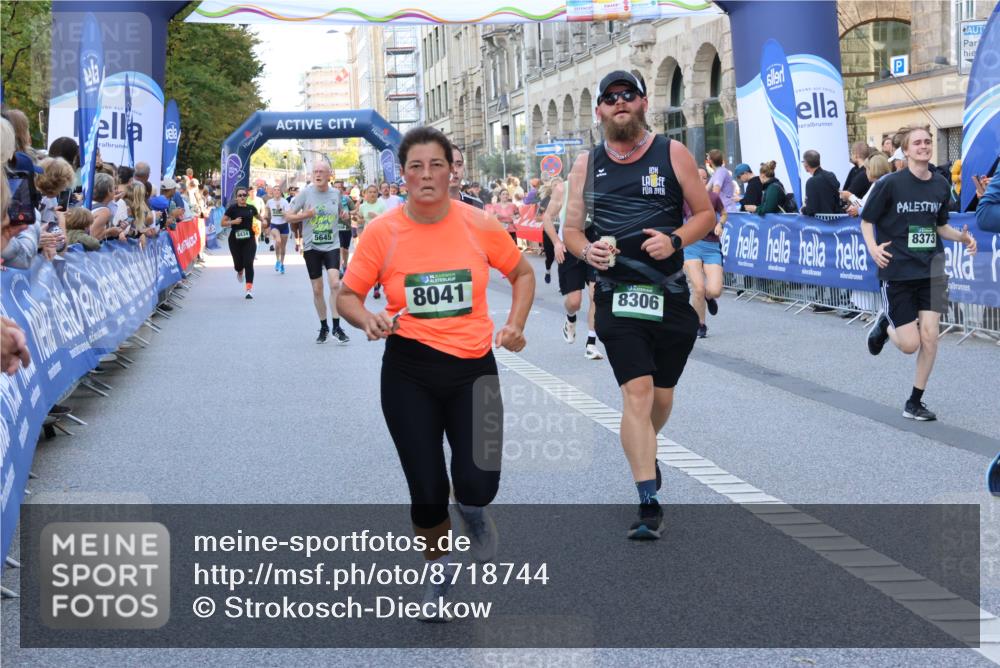 07.09.2025 - BARMER Alsterlauf Strokosch-Dieckow http://msf.ph/oto/8718744 07.09.2025 10:04:14 Ziel 2065, 2113, 2139, 2280, 2333, 2366, 2436, 2515, 2551, 2600, 2643, 2831, 2833, 2945, 2981, 3172, 3173, 3261, 3685, 3913, 3938, 3954, 3960, 4073, 4251, 4347, 4372, 4697, 4728, 4730, 4733, 4876, 4877, 4910, 5379, 5521, 5612, 5618, 5640, 5683, 5684, 5844, 6214, 6259, 6265, 6336, 8019, 8179, 8180, 8243, 8288 meine-sportfotos.de