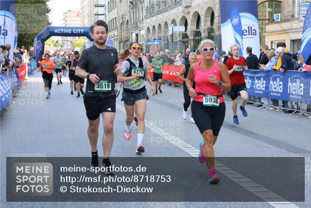 07.09.2025 - BARMER Alsterlauf Strokosch-Dieckow http://msf.ph/oto/8718753 07.09.2025 10:04:08 Ziel 2065, 2103, 2113, 2118, 2139, 2333, 2366, 2511, 2600, 2700, 2701, 2831, 2833, 2981, 3006, 3027, 3172, 3173, 3261, 3281, 3423, 3685, 3913, 3960, 4073, 4347, 4372, 4697, 4728, 4730, 4766, 4876, 4877, 4910, 5111, 5112, 5521, 5612, 5618, 5640, 5683, 5684, 5844, 5923, 6115, 8019, 8166, 8179, 8180, 8288, 8359, 8443 meine-sportfotos.de