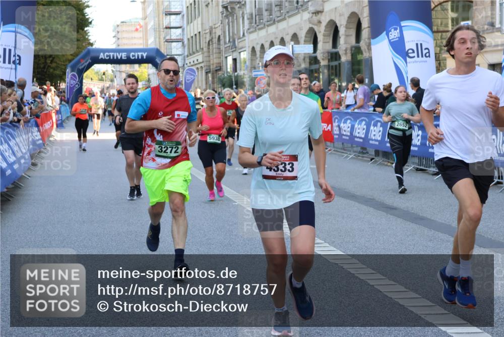07.09.2025 - BARMER Alsterlauf Strokosch-Dieckow http://msf.ph/oto/8718757 07.09.2025 10:04:05 Ziel 2065, 2103, 2112, 2113, 2118, 2139, 2366, 2511, 2600, 2700, 2701, 2833, 2981, 2986, 3006, 3027, 3281, 3420, 3423, 3685, 3913, 3960, 4372, 4392, 4461, 4697, 4766, 4876, 4877, 5111, 5112, 5618, 5640, 5683, 5923, 6005, 6007, 6115, 6296, 8166, 8179, 8180, 8183, 8213, 8288, 8359, 8443 meine-sportfotos.de