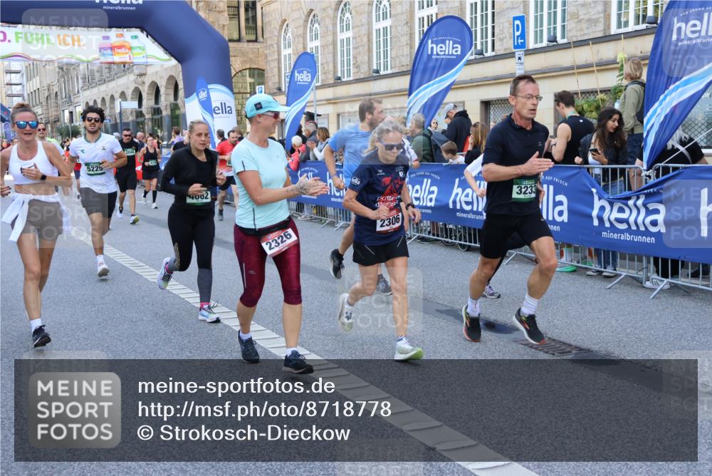 07.09.2025 - BARMER Alsterlauf Strokosch-Dieckow http://msf.ph/oto/8718778 07.09.2025 10:03:56 Ziel 2103, 2112, 2118, 2259, 2271, 2477, 2511, 2620, 2700, 2701, 2708, 2833, 2859, 2956, 2986, 3006, 3027, 3281, 3420, 3423, 3436, 3764, 3765, 3766, 4392, 4461, 4766, 4876, 4877, 5111, 5112, 5236, 5497, 5618, 5659, 5753, 5923, 5984, 6005, 6007, 6031, 6115, 6205, 6296, 8166, 8179, 8180, 8183, 8213, 8301, 8359, 8434, 8443 meine-sportfotos.de