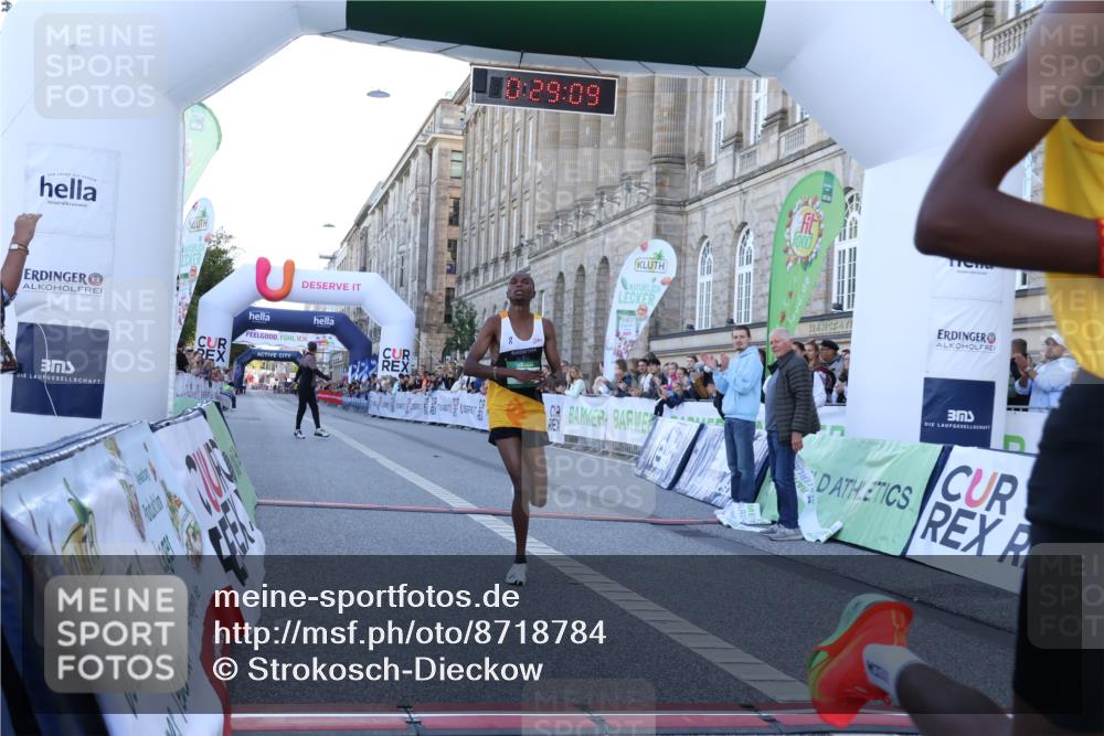 07.09.2025 - BARMER Alsterlauf Strokosch-Dieckow http://msf.ph/oto/8718784 07.09.2025 09:29:07 Ziel 2, 4 meine-sportfotos.de