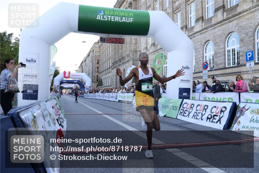 07.09.2025 - BARMER Alsterlauf Strokosch-Dieckow http://msf.ph/oto/8718787 07.09.2025 09:29:08 Ziel 2, 4 meine-sportfotos.de