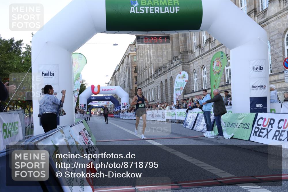 07.09.2025 - BARMER Alsterlauf Strokosch-Dieckow http://msf.ph/oto/8718795 07.09.2025 09:29:50 Ziel 9 meine-sportfotos.de