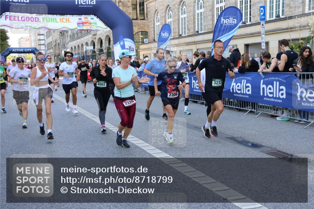 07.09.2025 - BARMER Alsterlauf Strokosch-Dieckow http://msf.ph/oto/8718799 07.09.2025 10:03:55 Ziel 2103, 2112, 2118, 2259, 2271, 2477, 2511, 2620, 2700, 2701, 2702, 2708, 2833, 2859, 2956, 2986, 3006, 3027, 3281, 3420, 3423, 3436, 3764, 3765, 3766, 4392, 4461, 4766, 4876, 4877, 5111, 5112, 5236, 5497, 5659, 5753, 5923, 5984, 6005, 6007, 6031, 6115, 6205, 6296, 8166, 8179, 8180, 8183, 8213, 8301, 8359, 8434, 8443 meine-sportfotos.de