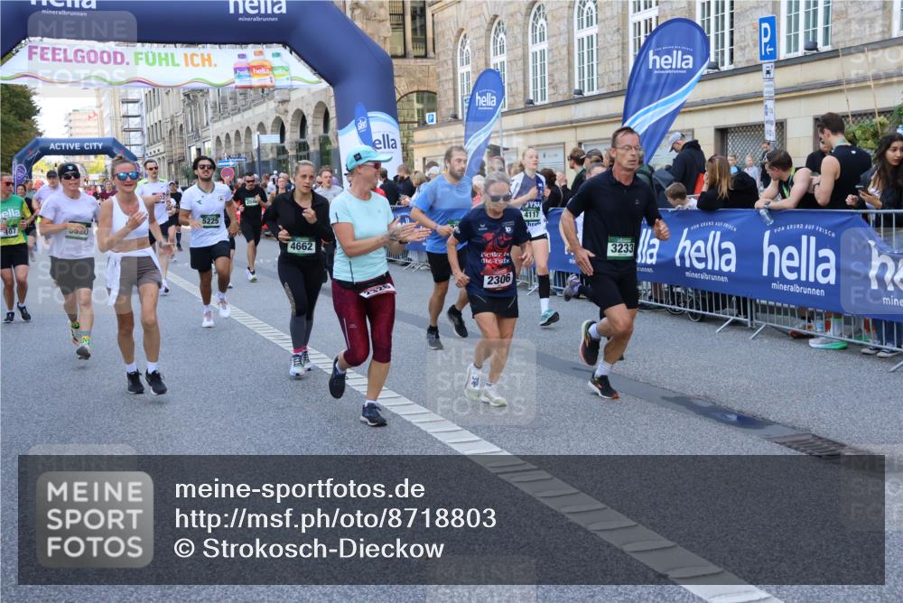 07.09.2025 - BARMER Alsterlauf Strokosch-Dieckow http://msf.ph/oto/8718803 07.09.2025 10:03:55 Ziel 2103, 2112, 2118, 2259, 2271, 2477, 2511, 2620, 2700, 2701, 2702, 2708, 2833, 2859, 2956, 2986, 3006, 3027, 3281, 3420, 3423, 3436, 3764, 3765, 3766, 4392, 4461, 4766, 4876, 4877, 5111, 5112, 5236, 5497, 5659, 5753, 5923, 5984, 6005, 6007, 6031, 6115, 6205, 6296, 8166, 8179, 8180, 8183, 8213, 8301, 8359, 8434, 8443 meine-sportfotos.de