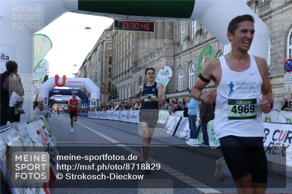 07.09.2025 - BARMER Alsterlauf Strokosch-Dieckow http://msf.ph/oto/8718829 07.09.2025 09:30:44 Ziel 6, 8, 15, 4969 meine-sportfotos.de