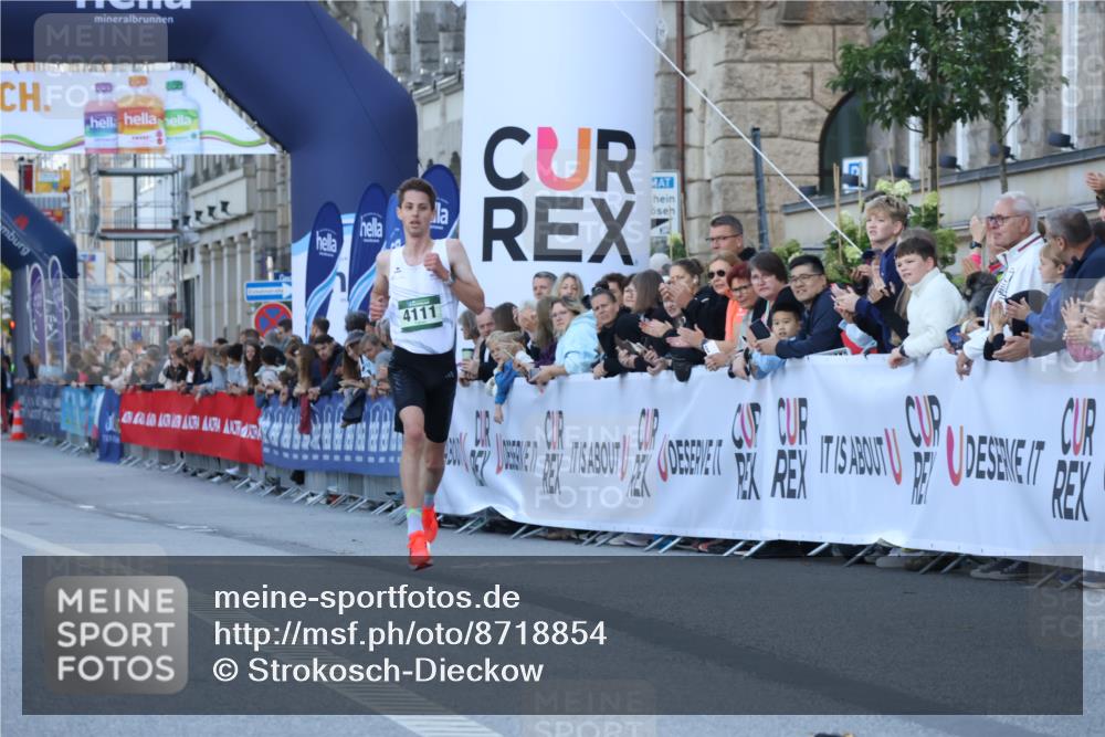 07.09.2025 - BARMER Alsterlauf Strokosch-Dieckow http://msf.ph/oto/8718854 07.09.2025 09:31:10 Ziel 4111 meine-sportfotos.de