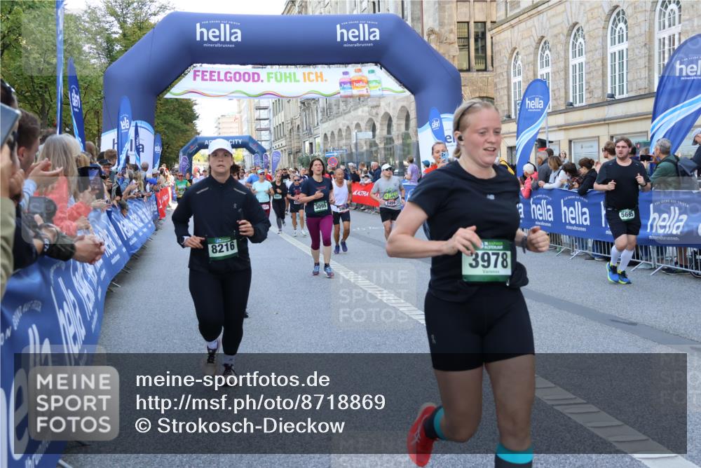 07.09.2025 - BARMER Alsterlauf Strokosch-Dieckow http://msf.ph/oto/8718869 07.09.2025 10:03:50 Ziel 2112, 2259, 2271, 2364, 2477, 2511, 2620, 2644, 2700, 2701, 2702, 2708, 2709, 2859, 2956, 2986, 3006, 3027, 3281, 3420, 3436, 3764, 3765, 3766, 3918, 3946, 4392, 4461, 5112, 5236, 5303, 5497, 5645, 5659, 5689, 5753, 5923, 5984, 6005, 6007, 6031, 6115, 6205, 6296, 8166, 8183, 8213, 8301, 8434 meine-sportfotos.de