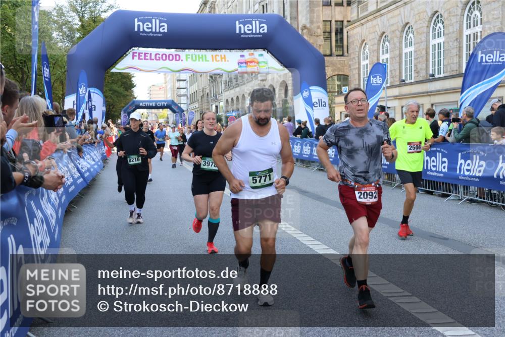 07.09.2025 - BARMER Alsterlauf Strokosch-Dieckow http://msf.ph/oto/8718888 07.09.2025 10:03:49 Ziel 2112, 2259, 2271, 2364, 2477, 2511, 2620, 2644, 2702, 2708, 2709, 2859, 2956, 2986, 3006, 3420, 3436, 3764, 3765, 3766, 3918, 3946, 4392, 4461, 5236, 5303, 5479, 5497, 5645, 5659, 5689, 5753, 5923, 5984, 6005, 6007, 6031, 6115, 6205, 6296, 8041, 8166, 8183, 8213, 8301, 8434 meine-sportfotos.de