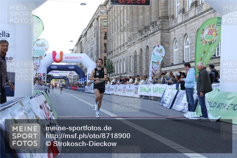 07.09.2025 - BARMER Alsterlauf Strokosch-Dieckow http://msf.ph/oto/8718900 07.09.2025 09:32:24 Ziel 17 meine-sportfotos.de