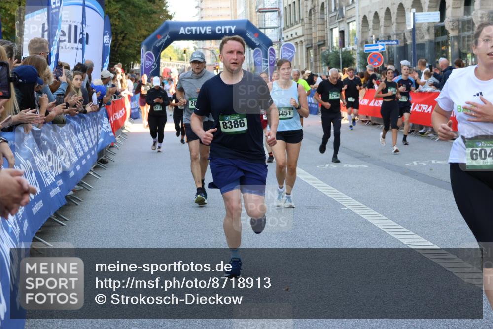 07.09.2025 - BARMER Alsterlauf Strokosch-Dieckow http://msf.ph/oto/8718913 07.09.2025 10:03:41 Ziel 2130, 2259, 2271, 2364, 2620, 2644, 2652, 2702, 2709, 2956, 3272, 3310, 3311, 3519, 3610, 3745, 3764, 3765, 3766, 3918, 3946, 4323, 4333, 4868, 4905, 5236, 5303, 5371, 5479, 5497, 5645, 5689, 5753, 5938, 5984, 6031, 6123, 6205, 6279, 8041, 8306, 8434 meine-sportfotos.de