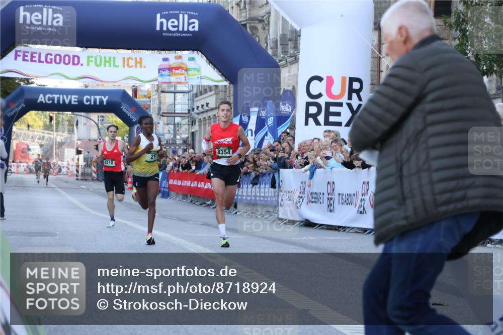 07.09.2025 - BARMER Alsterlauf Strokosch-Dieckow http://msf.ph/oto/8718924 07.09.2025 09:32:42 Ziel 21, 4118, 8354, 8374 meine-sportfotos.de