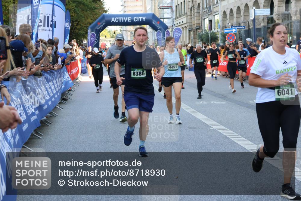 07.09.2025 - BARMER Alsterlauf Strokosch-Dieckow http://msf.ph/oto/8718930 07.09.2025 10:03:41 Ziel 2130, 2259, 2271, 2364, 2620, 2644, 2652, 2702, 2709, 2956, 3272, 3310, 3311, 3519, 3610, 3745, 3764, 3765, 3766, 3918, 3946, 4323, 4333, 4868, 4905, 5236, 5303, 5371, 5479, 5497, 5645, 5689, 5753, 5938, 5984, 6031, 6123, 6205, 6279, 8041, 8306, 8434 meine-sportfotos.de