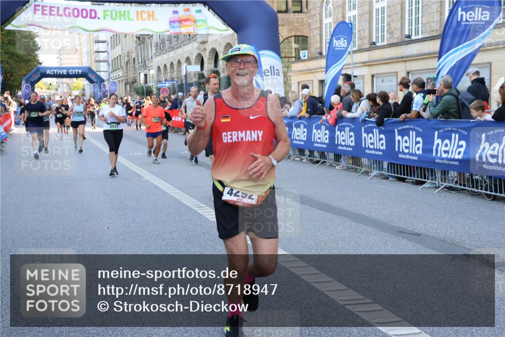 07.09.2025 - BARMER Alsterlauf Strokosch-Dieckow http://msf.ph/oto/8718947 07.09.2025 10:03:38 Ziel 2130, 2271, 2364, 2644, 2652, 2702, 2709, 2956, 3010, 3272, 3288, 3310, 3311, 3352, 3519, 3610, 3719, 3745, 3918, 3946, 4074, 4323, 4333, 4822, 4868, 4905, 5303, 5371, 5479, 5645, 5689, 5753, 5938, 6031, 6123, 6279, 8041, 8306, 8434 meine-sportfotos.de