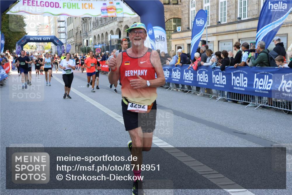 07.09.2025 - BARMER Alsterlauf Strokosch-Dieckow http://msf.ph/oto/8718951 07.09.2025 10:03:38 Ziel 2130, 2271, 2364, 2644, 2652, 2702, 2709, 2956, 3010, 3272, 3288, 3310, 3311, 3352, 3519, 3610, 3719, 3745, 3918, 3946, 4074, 4323, 4333, 4822, 4868, 4905, 5303, 5371, 5479, 5645, 5689, 5753, 5938, 6031, 6123, 6279, 8041, 8306, 8434 meine-sportfotos.de