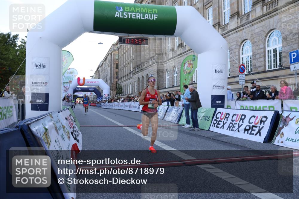 07.09.2025 - BARMER Alsterlauf Strokosch-Dieckow http://msf.ph/oto/8718979 07.09.2025 09:33:55 Ziel 22, 5783, 8199 meine-sportfotos.de