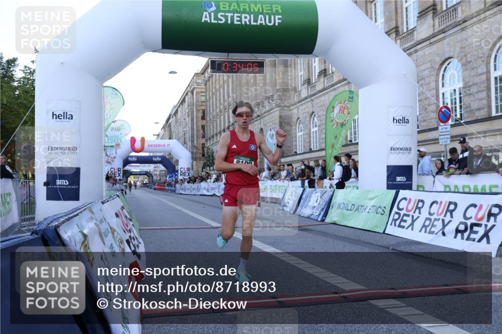 07.09.2025 - BARMER Alsterlauf Strokosch-Dieckow http://msf.ph/oto/8718993 07.09.2025 09:34:03 Ziel 5783, 8199 meine-sportfotos.de