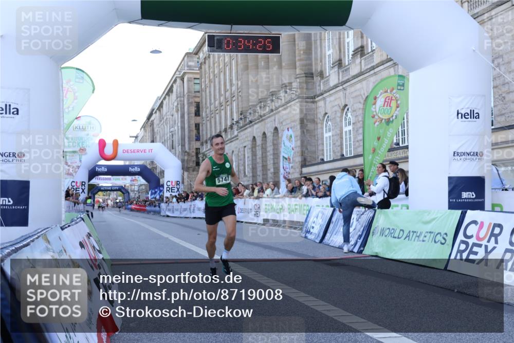 07.09.2025 - BARMER Alsterlauf Strokosch-Dieckow http://msf.ph/oto/8719008 07.09.2025 09:34:23 Ziel 5747 meine-sportfotos.de