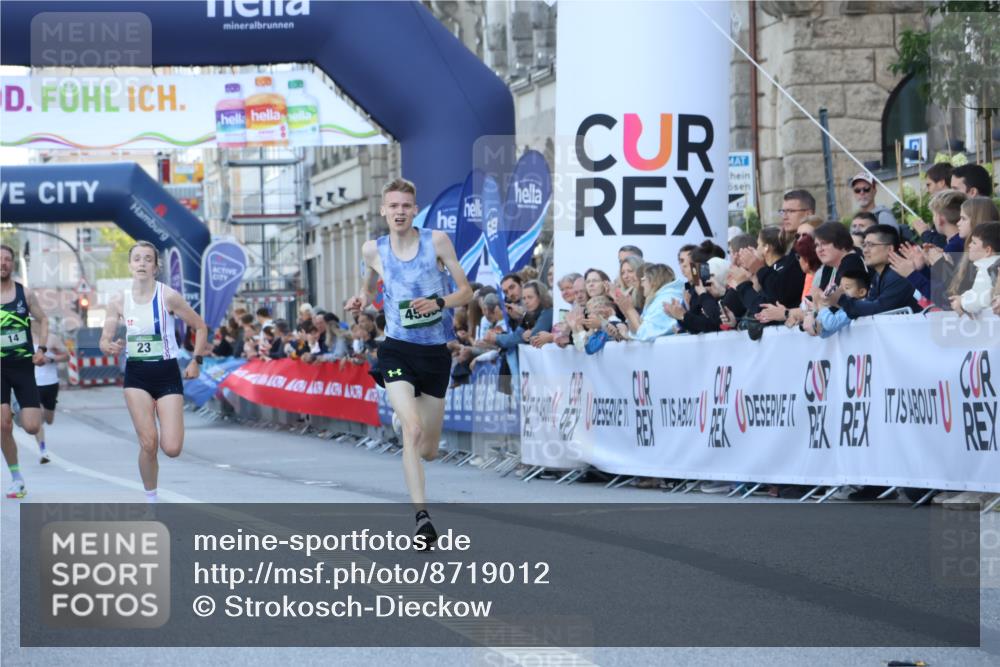 07.09.2025 - BARMER Alsterlauf Strokosch-Dieckow http://msf.ph/oto/8719012 07.09.2025 09:34:33 Ziel 23, 4586 meine-sportfotos.de