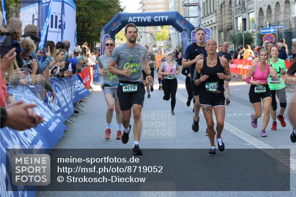 07.09.2025 - BARMER Alsterlauf Strokosch-Dieckow http://msf.ph/oto/8719052 07.09.2025 10:03:24 Ziel 2045, 2046, 2107, 2306, 2326, 2370, 2371, 2455, 2459, 2506, 2652, 3010, 3073, 3095, 3104, 3233, 3272, 3288, 3310, 3311, 3352, 3519, 3719, 3809, 3832, 3962, 3978, 4074, 4117, 4323, 4333, 4662, 4779, 4822, 4868, 4905, 5162, 5225, 5320, 5695, 5771, 5800, 5938, 6002, 6153, 6279, 8160, 8172, 8177, 8306 meine-sportfotos.de