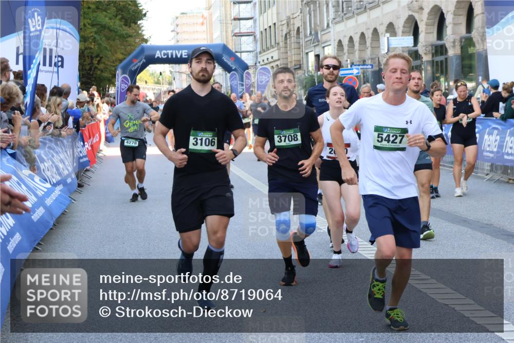 07.09.2025 - BARMER Alsterlauf Strokosch-Dieckow http://msf.ph/oto/8719064 07.09.2025 10:03:22 Ziel 2045, 2046, 2107, 2306, 2326, 2370, 2371, 2455, 2459, 2506, 3010, 3073, 3095, 3104, 3233, 3288, 3352, 3719, 3809, 3832, 3941, 3962, 3978, 4074, 4117, 4662, 4779, 4822, 4905, 5039, 5162, 5225, 5320, 5554, 5695, 5736, 5771, 5800, 6002, 6153, 6279, 6280, 8160, 8172, 8177, 8216, 8386 meine-sportfotos.de