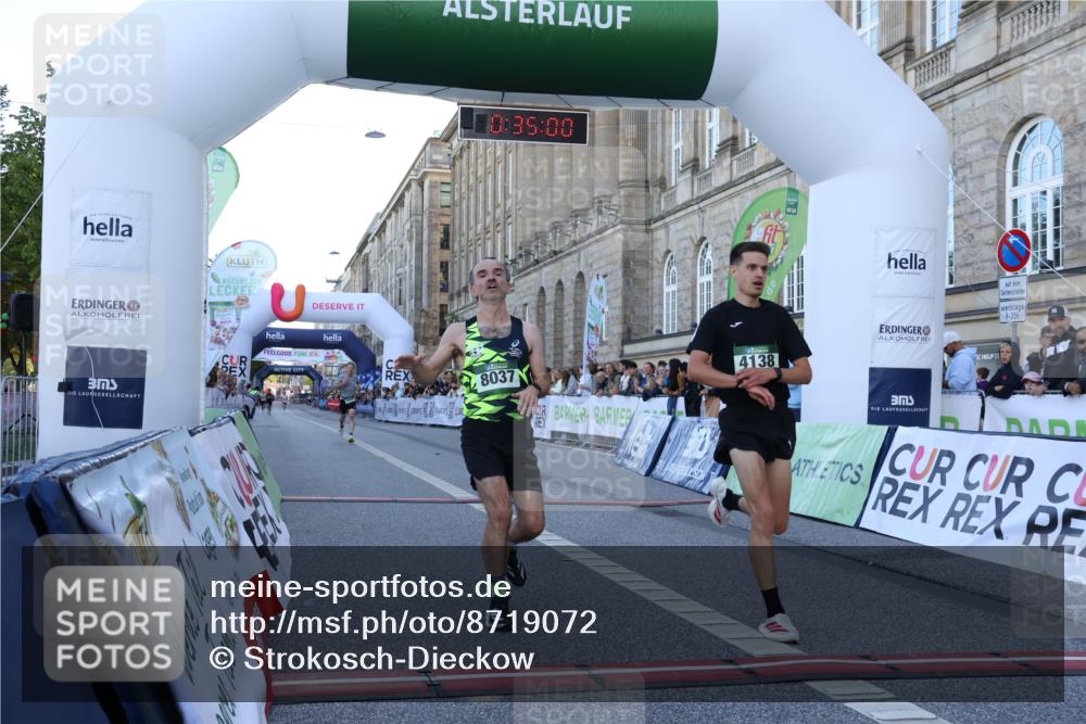 07.09.2025 - BARMER Alsterlauf Strokosch-Dieckow http://msf.ph/oto/8719072 07.09.2025 09:34:58 Ziel 3926, 4138, 4288, 5604, 5641, 8037 meine-sportfotos.de