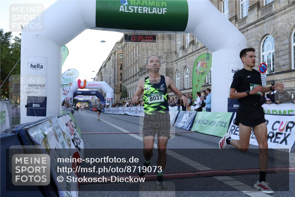 07.09.2025 - BARMER Alsterlauf Strokosch-Dieckow http://msf.ph/oto/8719073 07.09.2025 09:34:58 Ziel 3926, 4138, 4288, 5604, 5641, 8037 meine-sportfotos.de