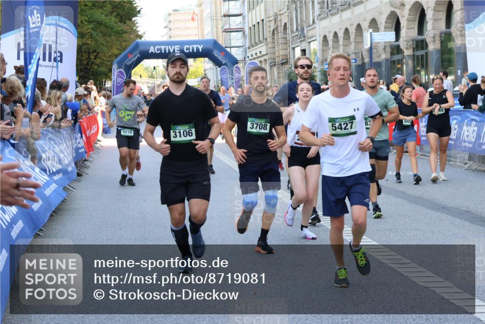 07.09.2025 - BARMER Alsterlauf Strokosch-Dieckow http://msf.ph/oto/8719081 07.09.2025 10:03:22 Ziel 2045, 2046, 2107, 2306, 2326, 2370, 2371, 2455, 2459, 2506, 3010, 3073, 3095, 3104, 3233, 3288, 3352, 3719, 3809, 3832, 3941, 3962, 3978, 4074, 4117, 4662, 4779, 4822, 4905, 5039, 5162, 5225, 5320, 5554, 5695, 5736, 5771, 5800, 6002, 6153, 6279, 6280, 8160, 8172, 8177, 8216, 8386 meine-sportfotos.de