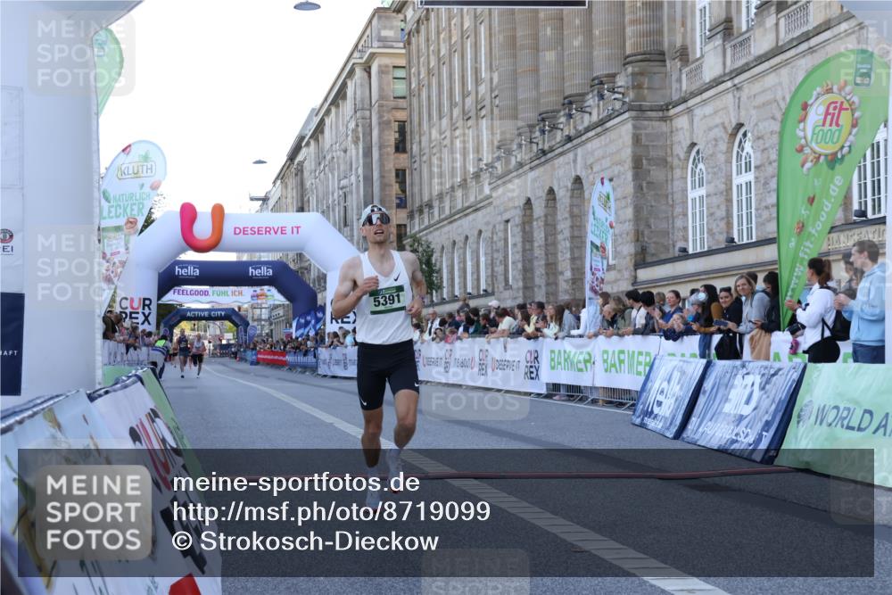 07.09.2025 - BARMER Alsterlauf Strokosch-Dieckow http://msf.ph/oto/8719099 07.09.2025 09:35:14 Ziel 2307, 3378, 5391 meine-sportfotos.de