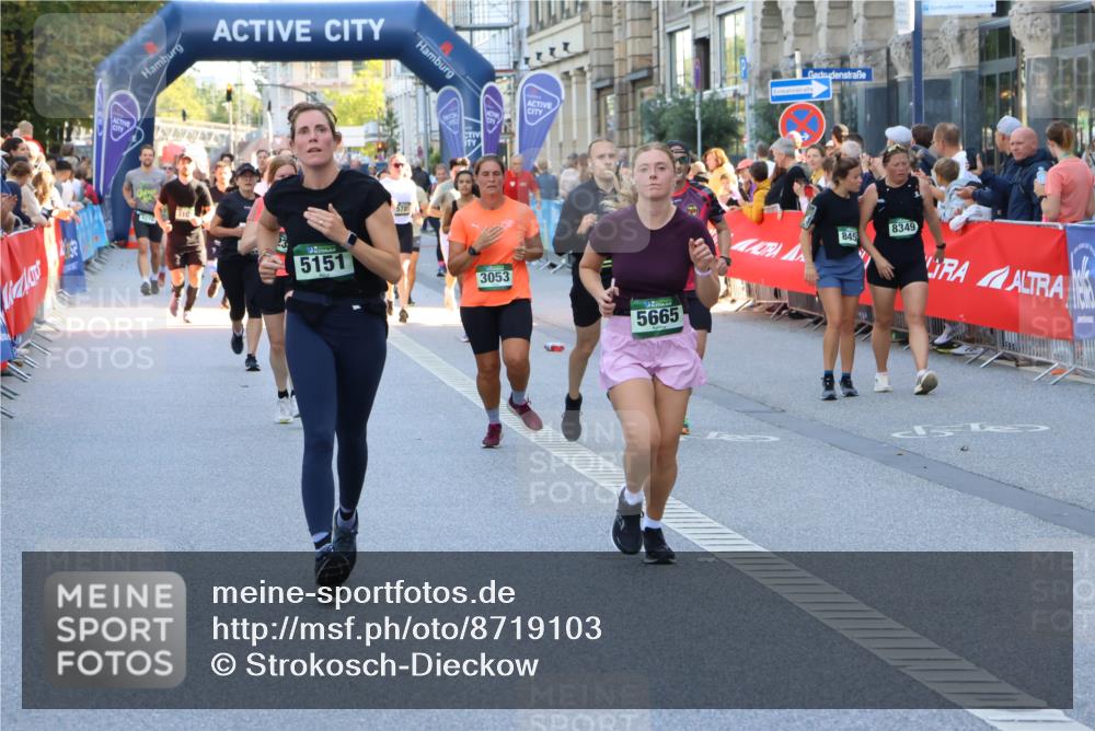 07.09.2025 - BARMER Alsterlauf Strokosch-Dieckow http://msf.ph/oto/8719103 07.09.2025 10:03:11 Ziel 2039, 2061, 2092, 2248, 2304, 2306, 2326, 2455, 2459, 2506, 2814, 2818, 3073, 3095, 3104, 3809, 3941, 3962, 3978, 4096, 4180, 4191, 4292, 4451, 4662, 4669, 5007, 5039, 5483, 5485, 5531, 5554, 5695, 5733, 5736, 5771, 5856, 6041, 6280, 8160, 8172, 8177, 8216, 8386 meine-sportfotos.de