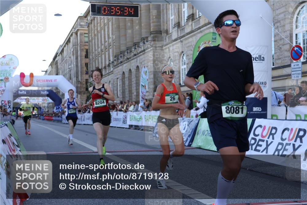 07.09.2025 - BARMER Alsterlauf Strokosch-Dieckow http://msf.ph/oto/8719128 07.09.2025 09:35:32 Ziel 26, 3514, 8012, 8081, 8204 meine-sportfotos.de