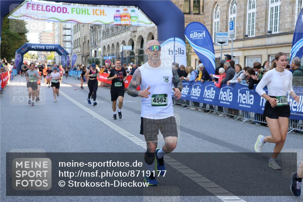 07.09.2025 - BARMER Alsterlauf Strokosch-Dieckow http://msf.ph/oto/8719177 07.09.2025 10:03:04 Ziel 2039, 2061, 2092, 2248, 2304, 2482, 2814, 2818, 2947, 3073, 3137, 3237, 3238, 3240, 3941, 3978, 4093, 4096, 4180, 4191, 4292, 4301, 4451, 4643, 4669, 4812, 4960, 4973, 5007, 5039, 5483, 5485, 5531, 5554, 5733, 5736, 5856, 6041, 6280, 8216, 8386 meine-sportfotos.de