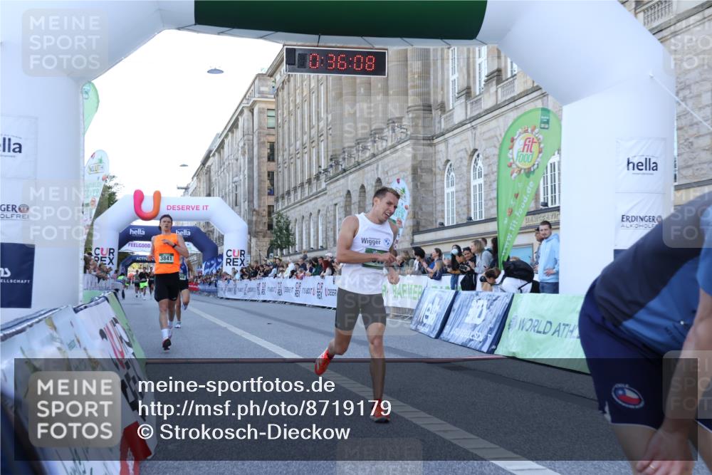 07.09.2025 - BARMER Alsterlauf Strokosch-Dieckow http://msf.ph/oto/8719179 07.09.2025 09:36:06 Ziel 3841, 5206, 5532, 5666, 6316, 8008 meine-sportfotos.de
