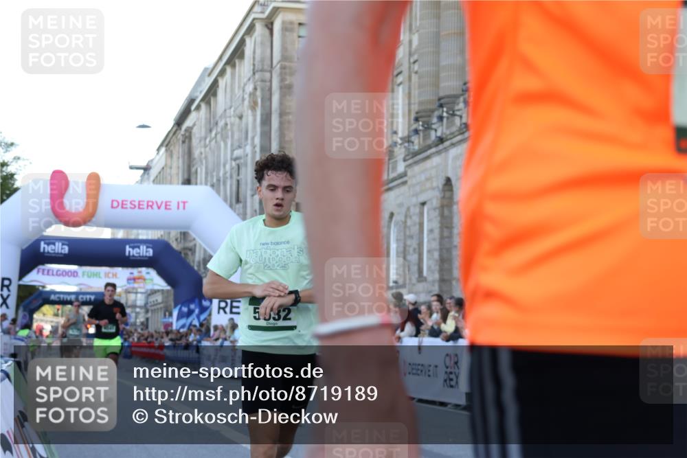 07.09.2025 - BARMER Alsterlauf Strokosch-Dieckow http://msf.ph/oto/8719189 07.09.2025 09:36:10 Ziel 3422, 3841, 4041, 4614, 5206, 5532, 5666, 5754, 6316, 8008 meine-sportfotos.de