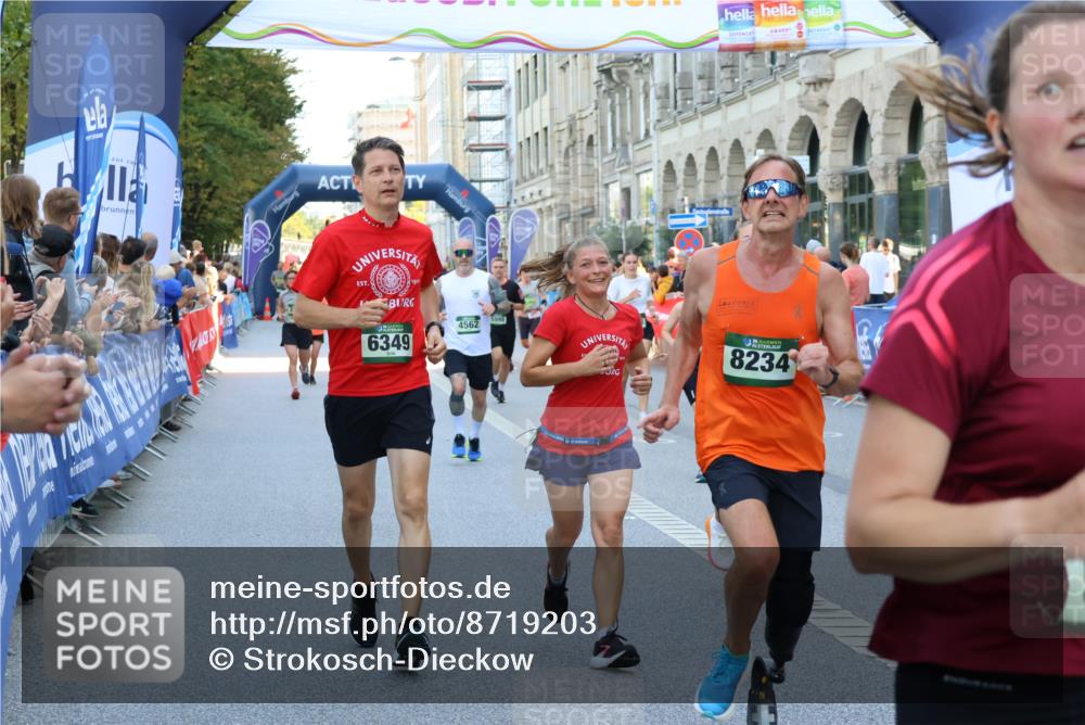 07.09.2025 - BARMER Alsterlauf Strokosch-Dieckow http://msf.ph/oto/8719203 07.09.2025 10:02:59 Ziel 2020, 2039, 2061, 2248, 2294, 2304, 2482, 2814, 2818, 2947, 3137, 3229, 3237, 3238, 3240, 3708, 4093, 4096, 4172, 4180, 4191, 4276, 4278, 4292, 4301, 4451, 4643, 4669, 4812, 4960, 4973, 5007, 5427, 5483, 5485, 5522, 5531, 5733, 5781, 5804, 6041, 6207, 8271 meine-sportfotos.de
