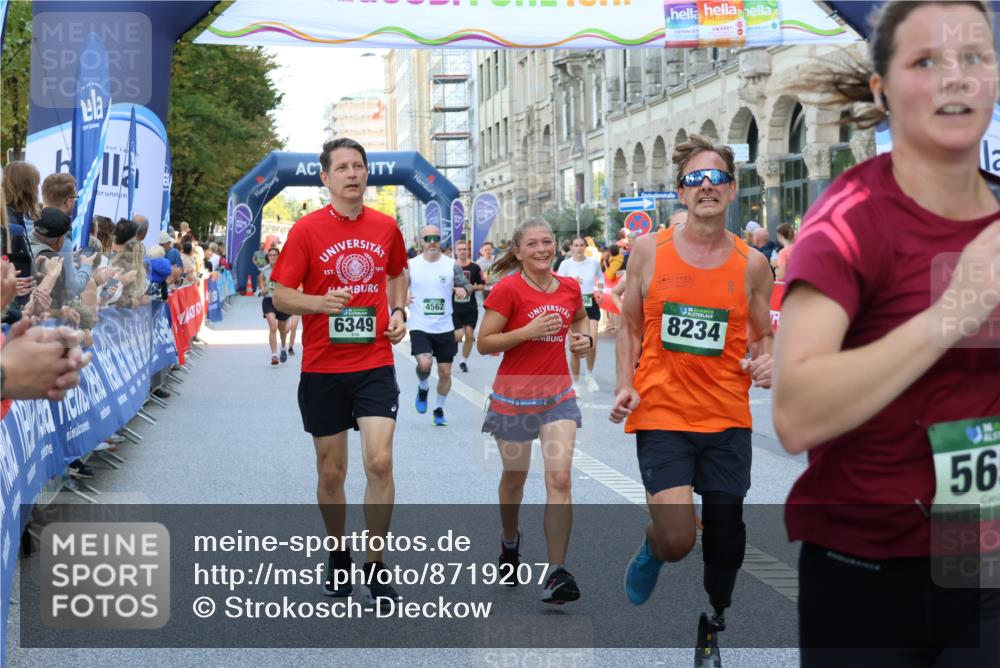 07.09.2025 - BARMER Alsterlauf Strokosch-Dieckow http://msf.ph/oto/8719207 07.09.2025 10:02:59 Ziel 2020, 2039, 2061, 2248, 2294, 2304, 2482, 2814, 2818, 2947, 3137, 3229, 3237, 3238, 3240, 3708, 4093, 4096, 4172, 4180, 4191, 4276, 4278, 4292, 4301, 4451, 4643, 4669, 4812, 4960, 4973, 5007, 5427, 5483, 5485, 5522, 5531, 5733, 5781, 5804, 6041, 6207, 8271 meine-sportfotos.de