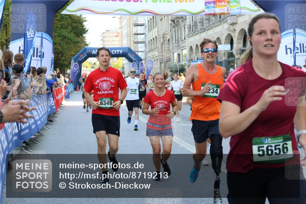 07.09.2025 - BARMER Alsterlauf Strokosch-Dieckow http://msf.ph/oto/8719213 07.09.2025 10:02:59 Ziel 2020, 2039, 2061, 2248, 2294, 2304, 2482, 2814, 2818, 2947, 3137, 3229, 3237, 3238, 3240, 3708, 4093, 4096, 4172, 4180, 4191, 4276, 4278, 4292, 4301, 4451, 4643, 4669, 4812, 4960, 4973, 5007, 5427, 5483, 5485, 5522, 5531, 5733, 5781, 5804, 6041, 6207, 8271 meine-sportfotos.de