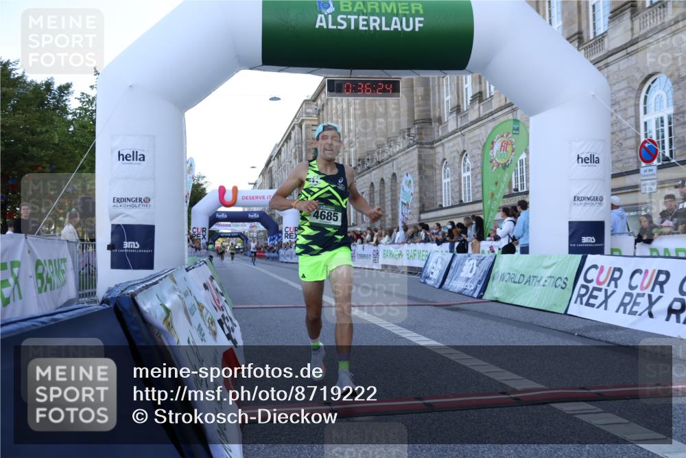 07.09.2025 - BARMER Alsterlauf Strokosch-Dieckow http://msf.ph/oto/8719222 07.09.2025 09:36:22 Ziel 3417, 4647, 4685, 5354 meine-sportfotos.de
