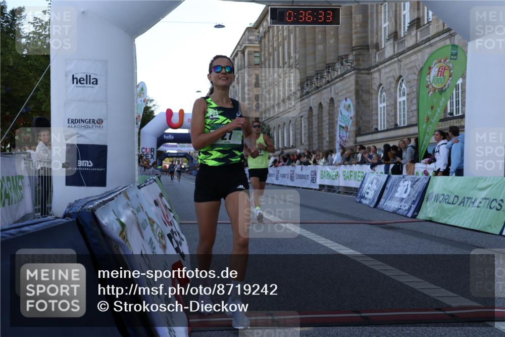 07.09.2025 - BARMER Alsterlauf Strokosch-Dieckow http://msf.ph/oto/8719242 07.09.2025 09:36:32 Ziel 27, 2012, 2779, 4647 meine-sportfotos.de