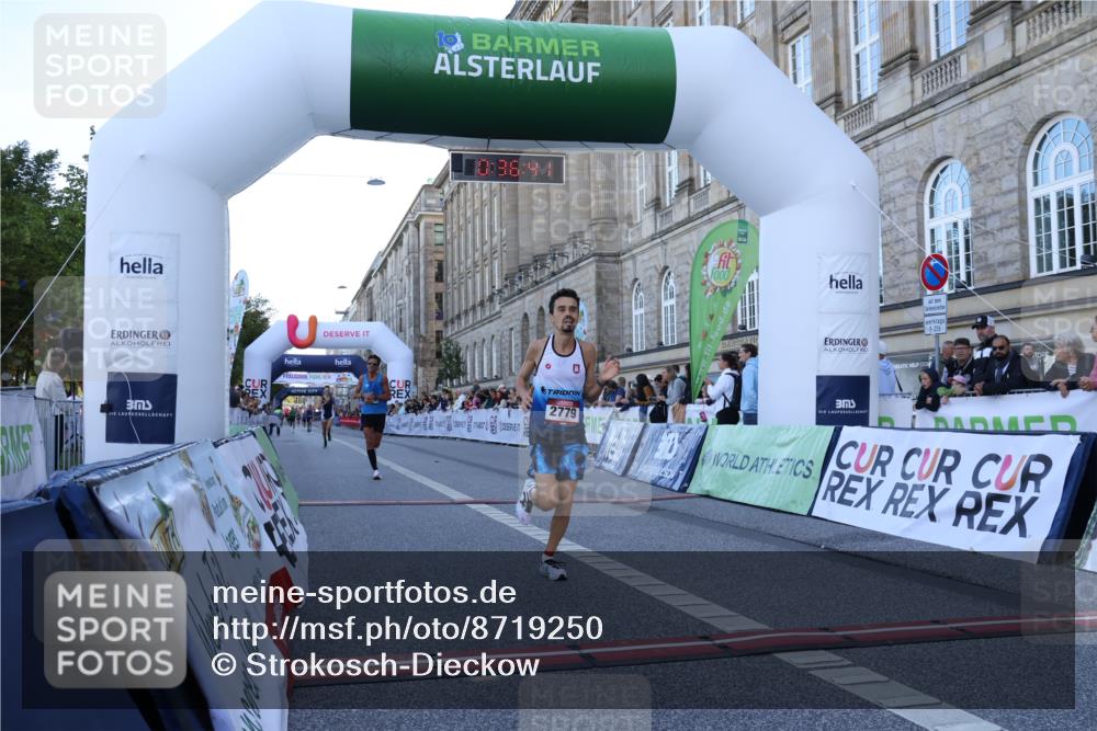 07.09.2025 - BARMER Alsterlauf Strokosch-Dieckow http://msf.ph/oto/8719250 07.09.2025 09:36:40 Ziel 2529, 2779, 5660 meine-sportfotos.de