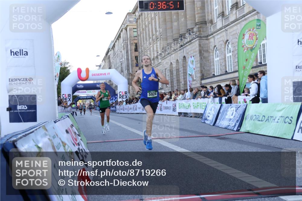 07.09.2025 - BARMER Alsterlauf Strokosch-Dieckow http://msf.ph/oto/8719266 07.09.2025 09:36:50 Ziel 4853, 5748, 5924 meine-sportfotos.de