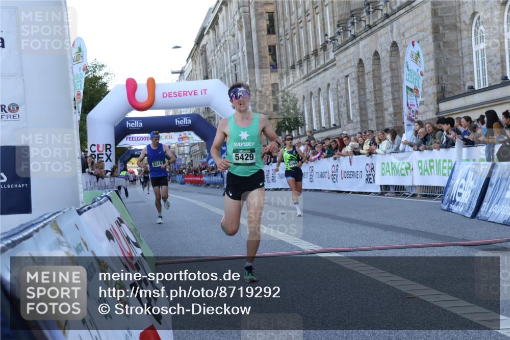 07.09.2025 - BARMER Alsterlauf Strokosch-Dieckow http://msf.ph/oto/8719292 07.09.2025 09:37:12 Ziel 5374, 5429, 6068, 8314 meine-sportfotos.de