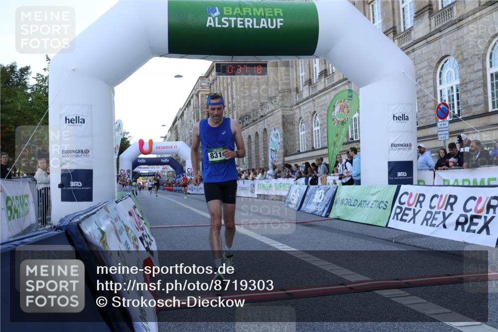 07.09.2025 - BARMER Alsterlauf Strokosch-Dieckow http://msf.ph/oto/8719303 07.09.2025 09:37:17 Ziel 4253, 5370, 5374, 5429, 6068, 8314 meine-sportfotos.de