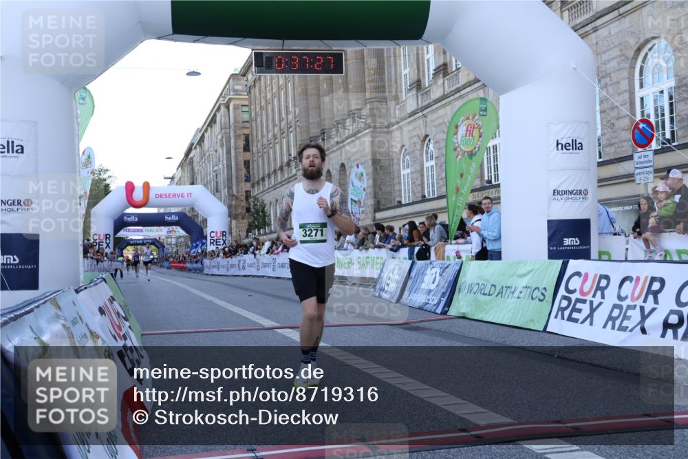 07.09.2025 - BARMER Alsterlauf Strokosch-Dieckow http://msf.ph/oto/8719316 07.09.2025 09:37:25 Ziel 3271, 4253, 5370, 6128 meine-sportfotos.de