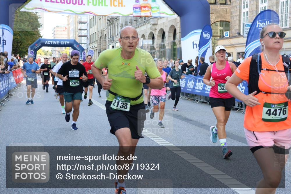 07.09.2025 - BARMER Alsterlauf Strokosch-Dieckow http://msf.ph/oto/8719324 07.09.2025 10:02:45 Ziel 2020, 2294, 2334, 2393, 2482, 2542, 2898, 2947, 3053, 3225, 3229, 3433, 3506, 3708, 3773, 4093, 4172, 4276, 4278, 4643, 4973, 5078, 5151, 5427, 5522, 5555, 5665, 5781, 5804, 5845, 5999, 6207, 8271 meine-sportfotos.de