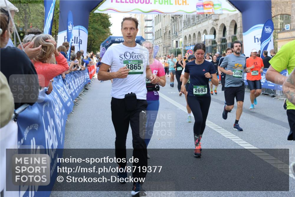 07.09.2025 - BARMER Alsterlauf Strokosch-Dieckow http://msf.ph/oto/8719377 07.09.2025 10:02:35 Ziel 2298, 2334, 2393, 2898, 3053, 3225, 3433, 3506, 3773, 3805, 3888, 4106, 4562, 4596, 4836, 5078, 5151, 5555, 5564, 5665, 5810, 5845, 5999, 6349, 8234, 8252, 8349, 8452 meine-sportfotos.de