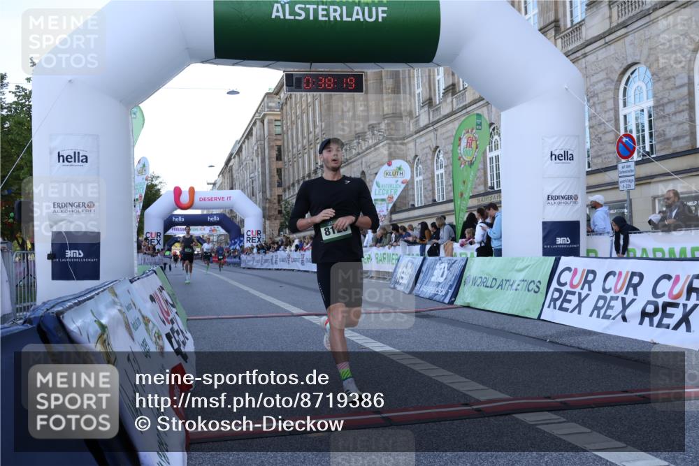 07.09.2025 - BARMER Alsterlauf Strokosch-Dieckow http://msf.ph/oto/8719386 07.09.2025 09:38:17 Ziel 4800, 4997, 5566, 8128 meine-sportfotos.de